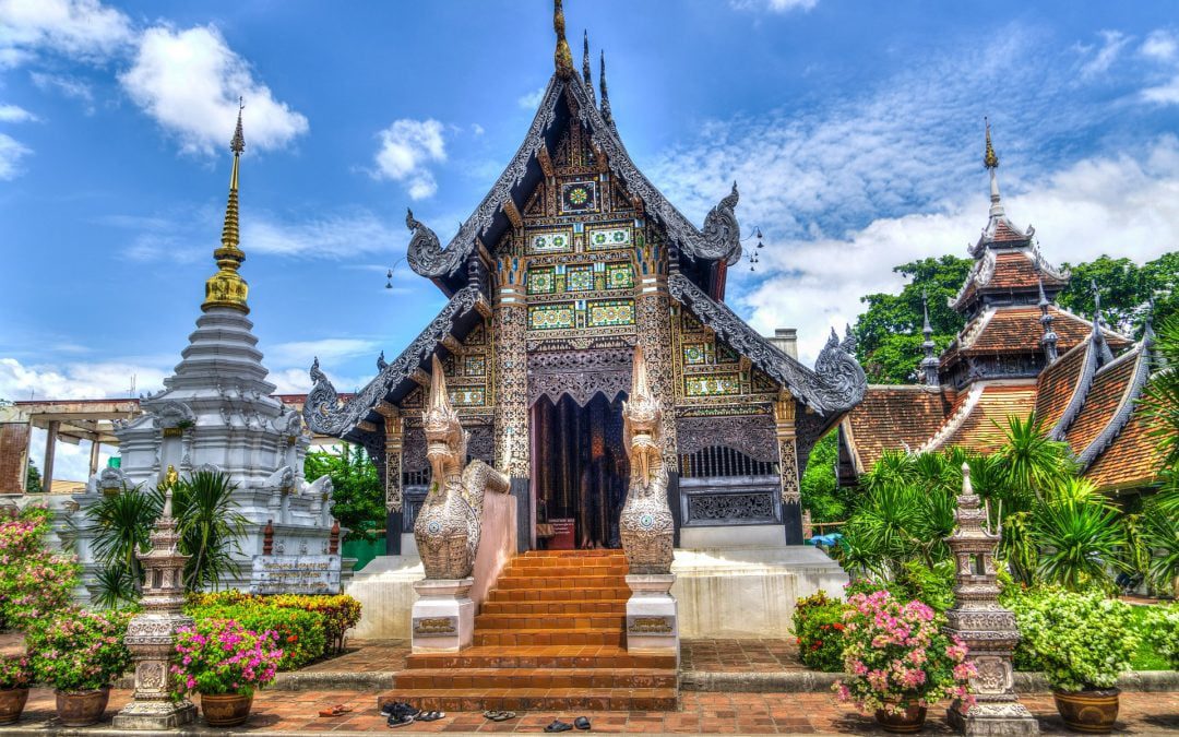 Here’s How You Can Save Money On Your Vacation To Thailand