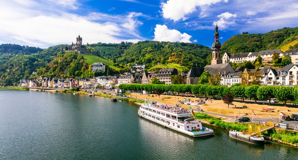 4 Reasons Why A River Cruise Could Be A Fantastic Vacation